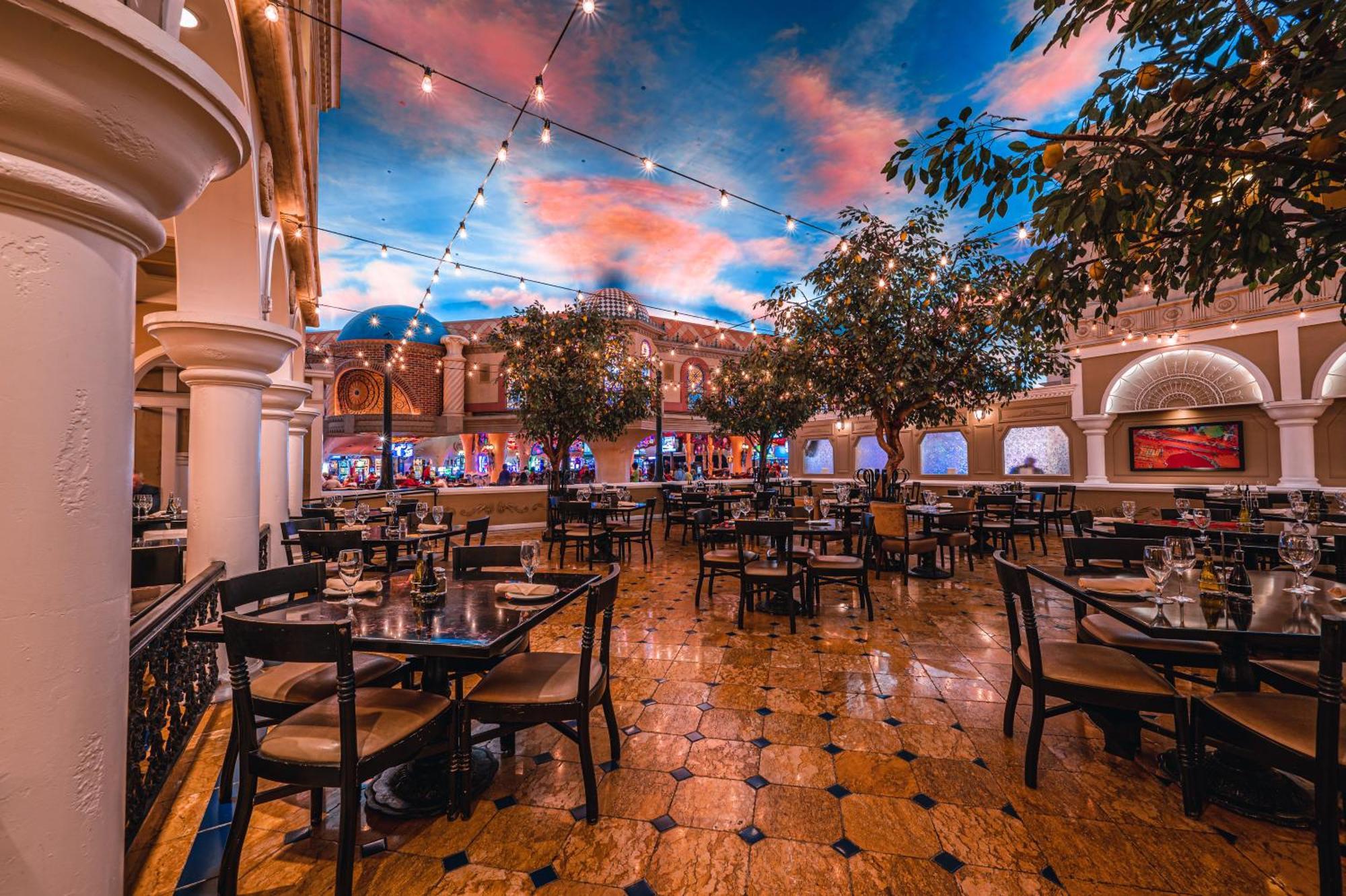 Sunset Station Hotel & Casino Las Vegas Exterior photo